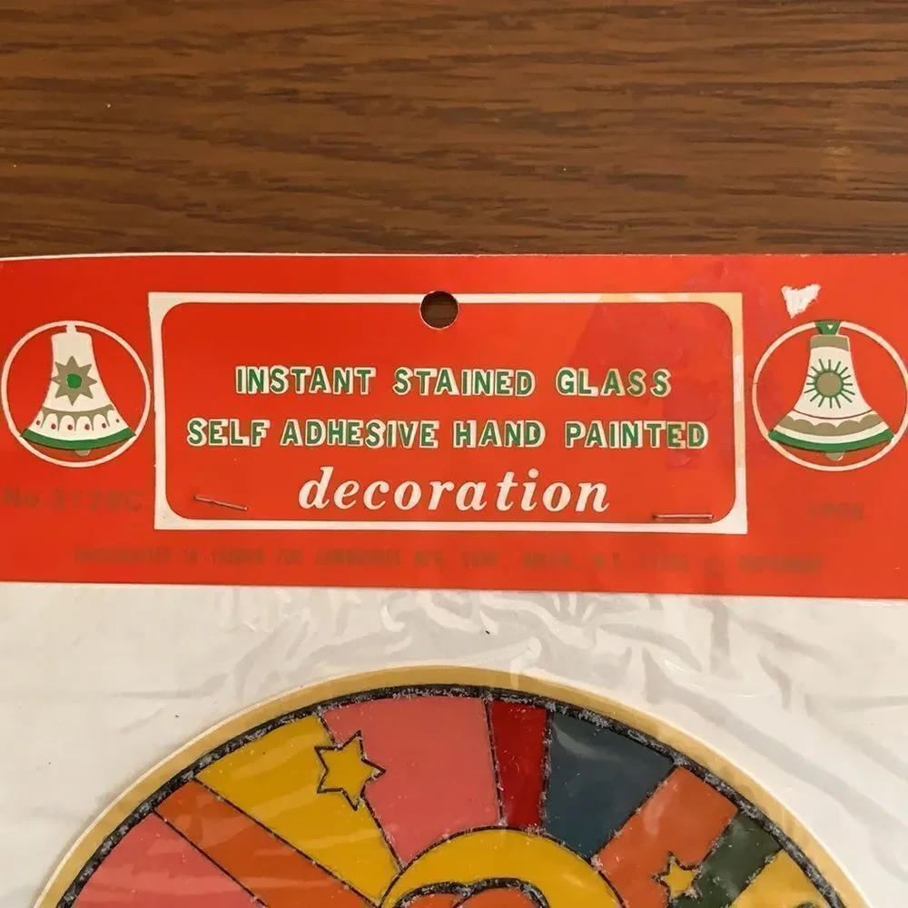 Vtg 70s instant‎ stained glass Christmas scene in packaging